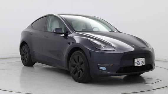 TESLA MODEL Y 2025 7SAYGDEE1SF281534 image